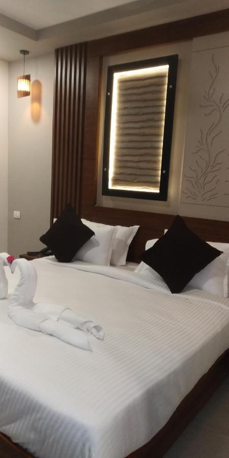 Aabil Palace Business Chennai